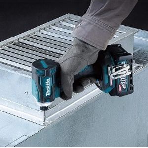 Atornillador Impacto Inalambrico 40V 6,35Mm 2 Baterias 2.5Ah Con Cargador Td001Gd201 Makit