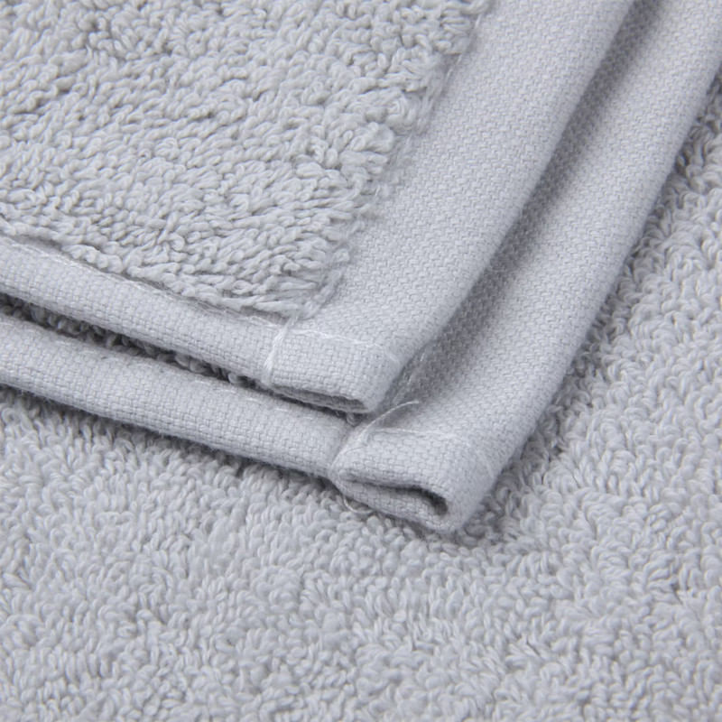 TOALLA-70X1.40CM-MILAN-GRIS-700GR-HEBRA