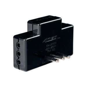 Adaptador Triple 2P+T Con Luz Piloto Negro Mec